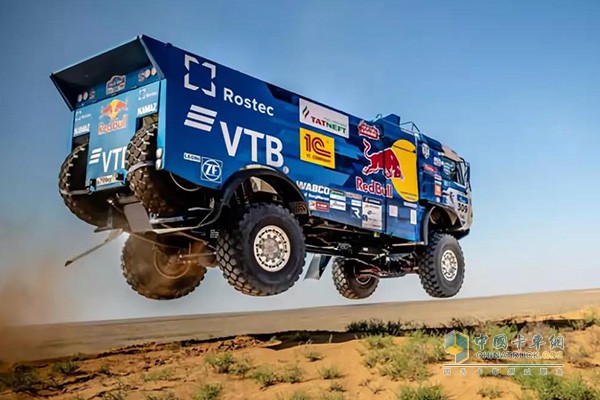 Super horsepower ISZ engine will continue to help the Kamaz master team to go to the stadium