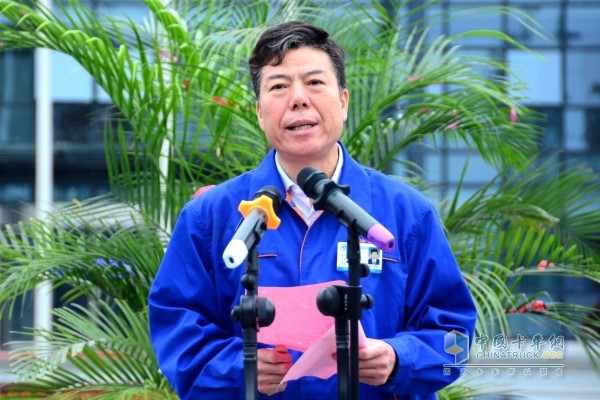 Party Secretary and Chairman of the Group Company Yan Jianbo