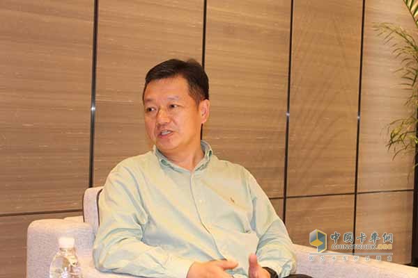 Wang Kaijun, Executive Deputy General Manager of Dongfeng Cummins Engine Co., Ltd.