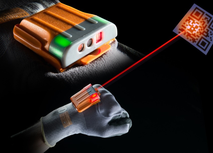 Albis and BASF use super-horizon technology to improve smart gloves