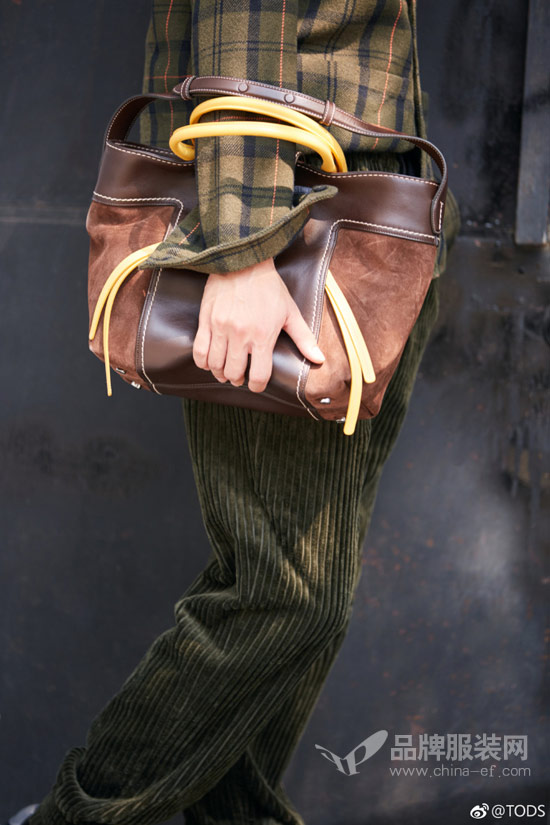 From the Italian TODS, your fashion attitude is outstanding