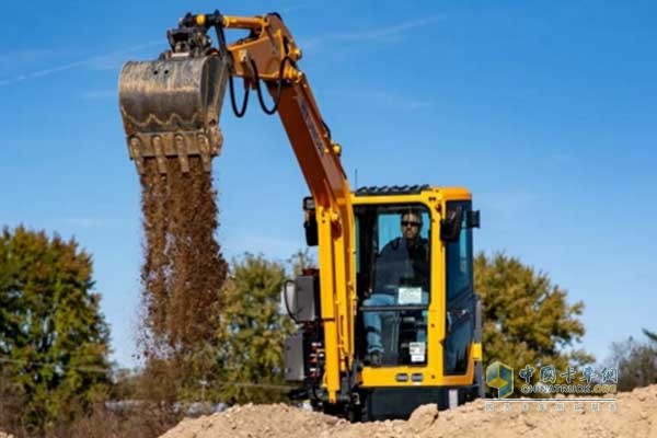 Cummins collaborates with modern construction machinery to develop electric mini excavators