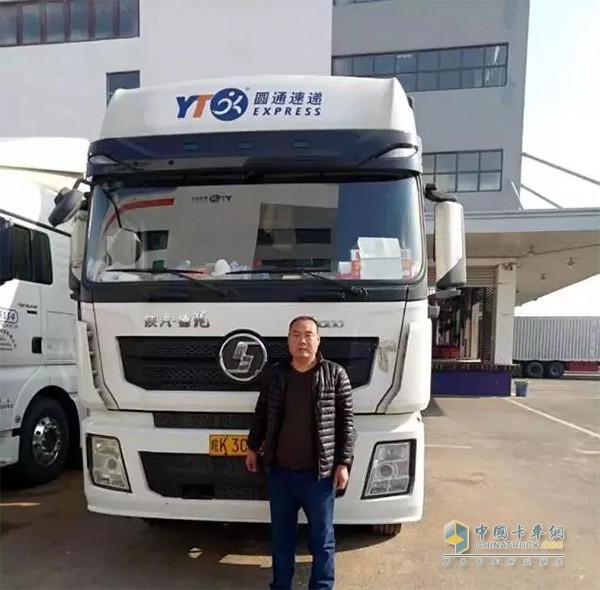 Shaanxi Automobile Cummins loyal user Zhang Shifu