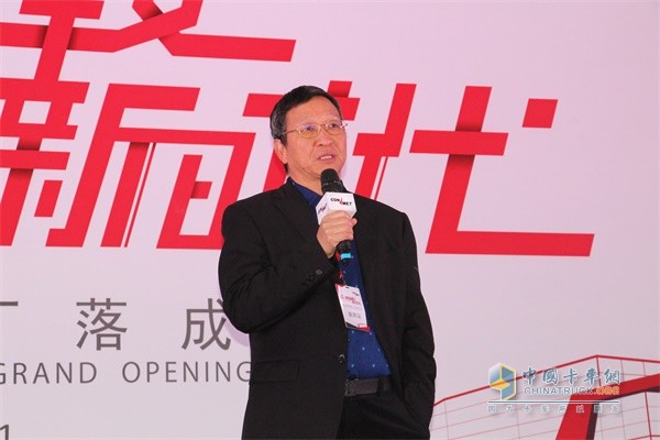 Mr. Hu Wanliang, Chairman of Fangsheng Axle