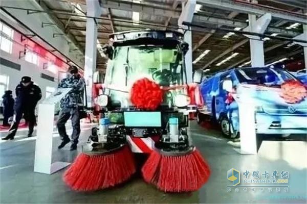 18 pure electric sanitation vehicles unveiled at Beijing Sanitation Group Sanitation Equipment Co., Ltd.