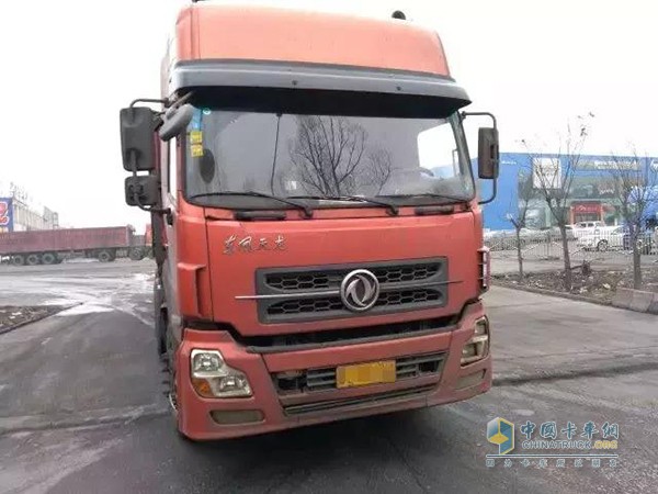 Dongfeng Tianlong 375 double drive semi-trailer