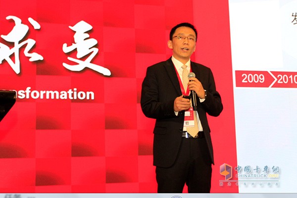 Liu Zhili, Deputy General Manager and Director of Technology Center of Dongfeng Cummins Engine Co., Ltd.