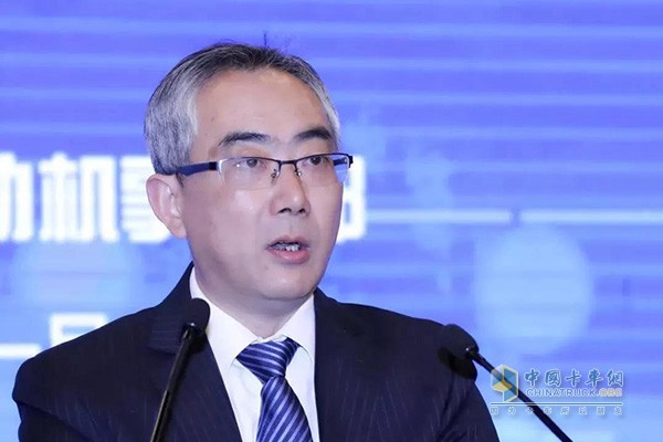 Development Department Minister Tang Wei