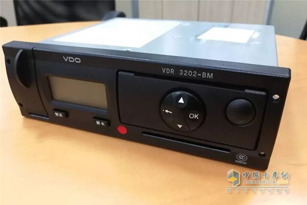 This is commonly known as the "black box" - Vehicle Driving Recorder (TCO)