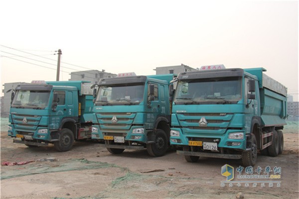 The eight-eight construction company's muck truck is equipped with Haiwo cylinder