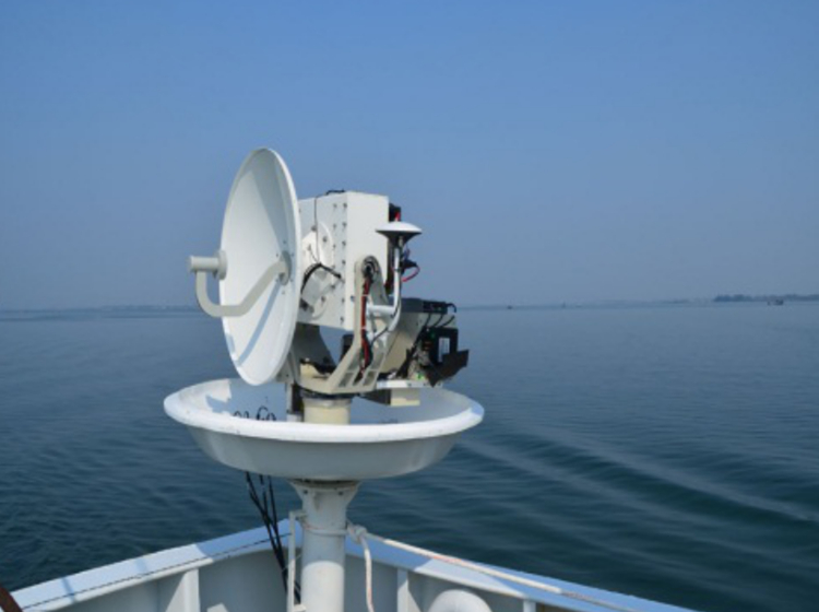 Maritime emergency communication system