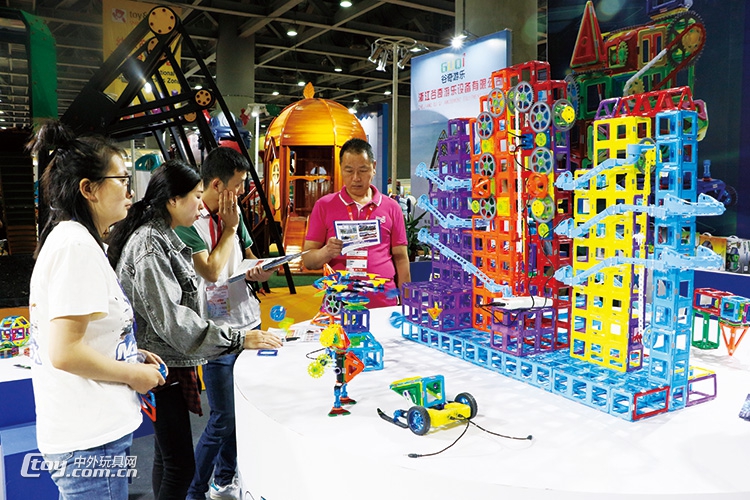 A set of figures highlights the new weather of the Guangzhou Toy Fair in April