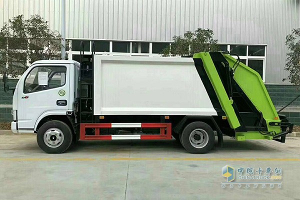 Removable garbage truck