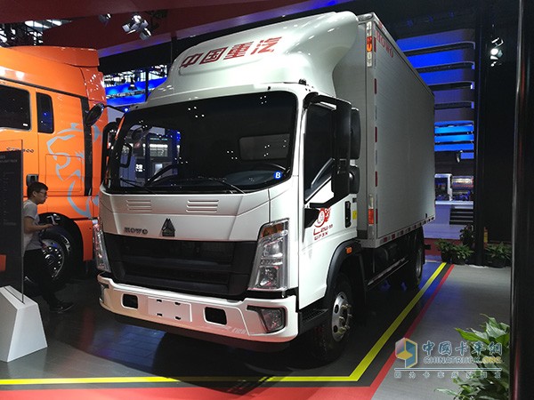 Equipped with Weichai WP3Nf engine HOWO light truck