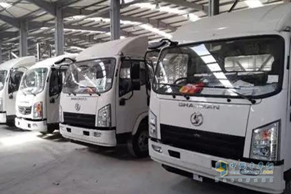 Dongfeng Cummins and Shaanxi Automobile Baohua Group signed an export cooperation plan of 2000