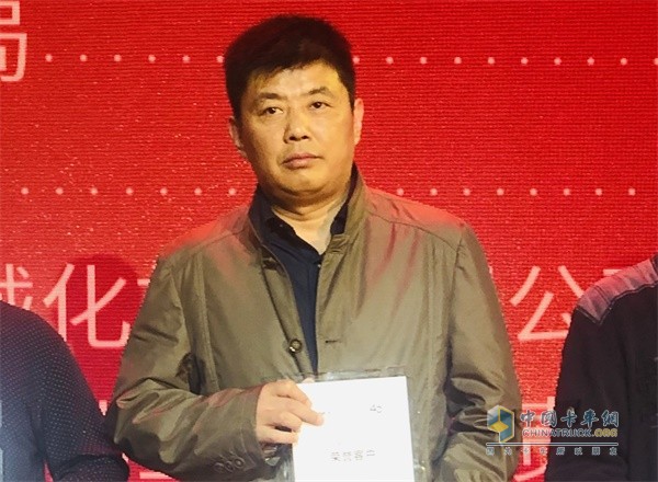 Liu Shizhong, General Manager of Yancheng Zhongyun Logistics Group Co., Ltd.