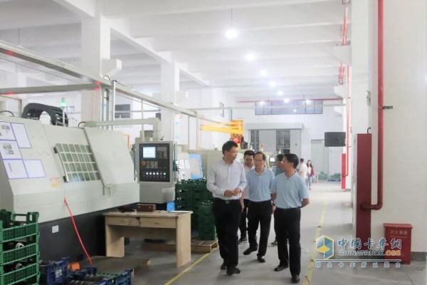 Laibin and his party visited the Green Control Finishing Center