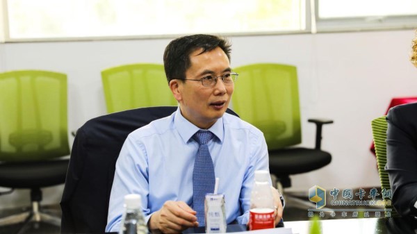 Dr. Peng Lixin, Vice President of Cummins and Chief Technology Officer of China