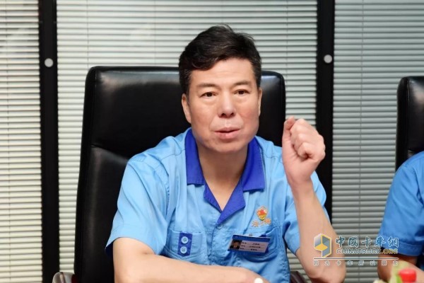 Chairman of the Fast Group, Yan Jianbo