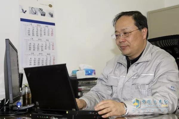 Senior Director of Product Development of Liberation Engine Division, Vice Minister of Development 2, Senior Staff of Enterprise - Wang Yijiang