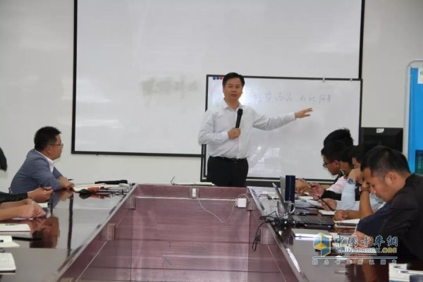 Mr. Qin Jian, General Manager of Kelan Su