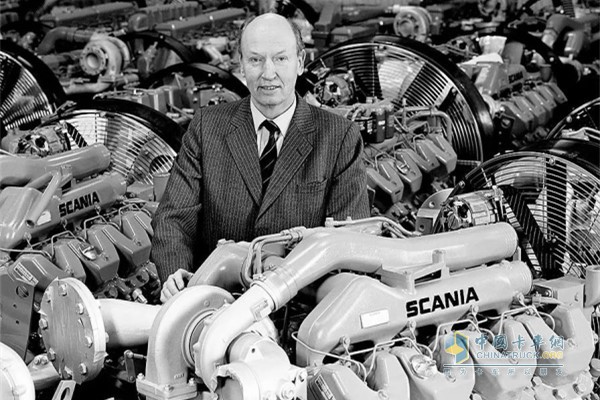 The father of Scania V8