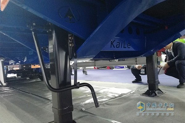 Anhui Kaile new side curtain semi-trailer details