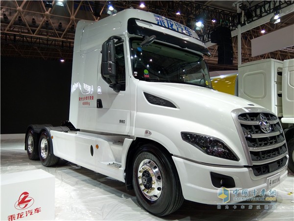 Dongfeng Liuqi by Dragon T7