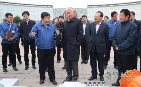 Minister of Science and Technology Wang Zhigang went to Weichai to inspect the scientific and technological innovation work of enterprises