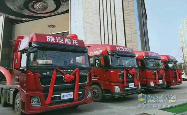 Freight heavy truck with Weichai Golden Powertrain