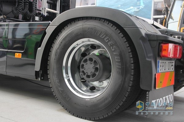 Truck with Bridgestone tyres