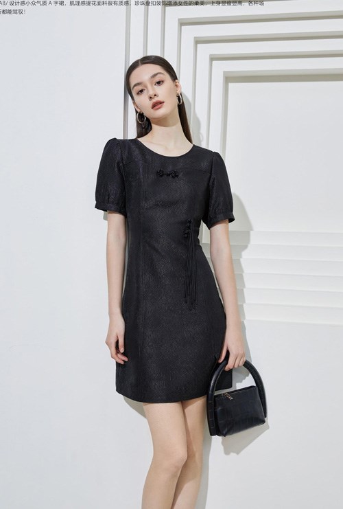 Aiyilian pure black outfit, classic eternal romantic elegance