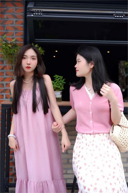 Vivich women's clothing girls should wear pink boldly, romantic and cute