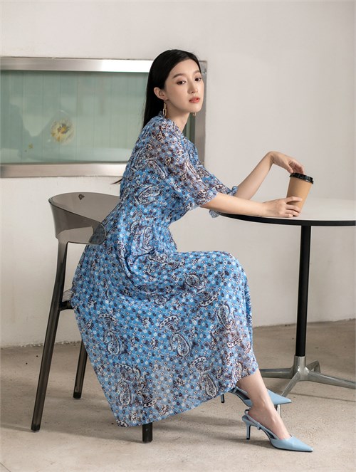Aifoss, an indispensable dress for elegant commuting, how to wear it more beautifully