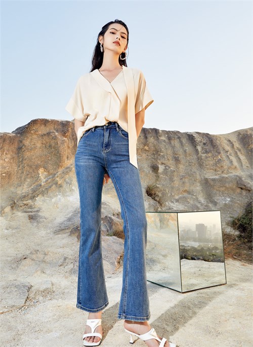 Yafu Urban Women's Outfits: Stylish, Chic, and Confident