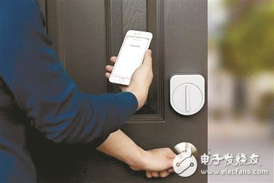 Intelligent door lock "dark war" and its analysis