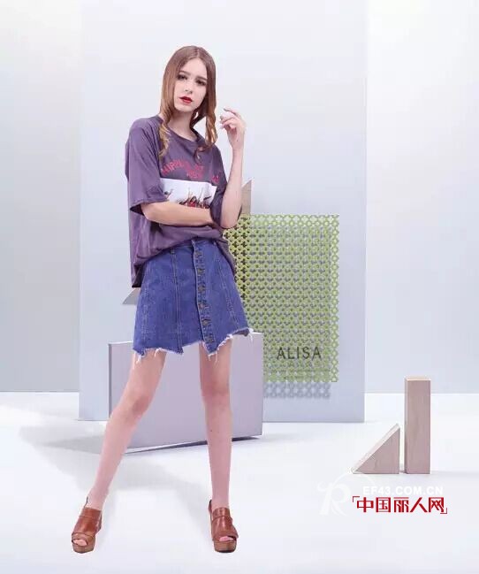 åœ¨ç¾Žä¸½å››æœˆå¤© åšä¸ªâ€œçº¯ç†Ÿå¥³å­©â€å§