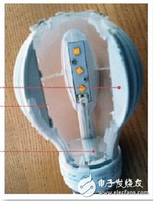 Disassembly: Non-isolated driver LED bulbs that reduce size and cost