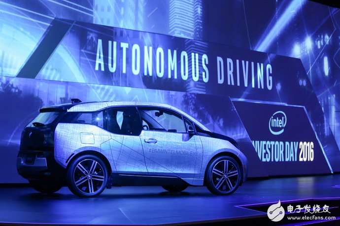 Intel i3 self-driving car at Intel's IDF conference this fall
