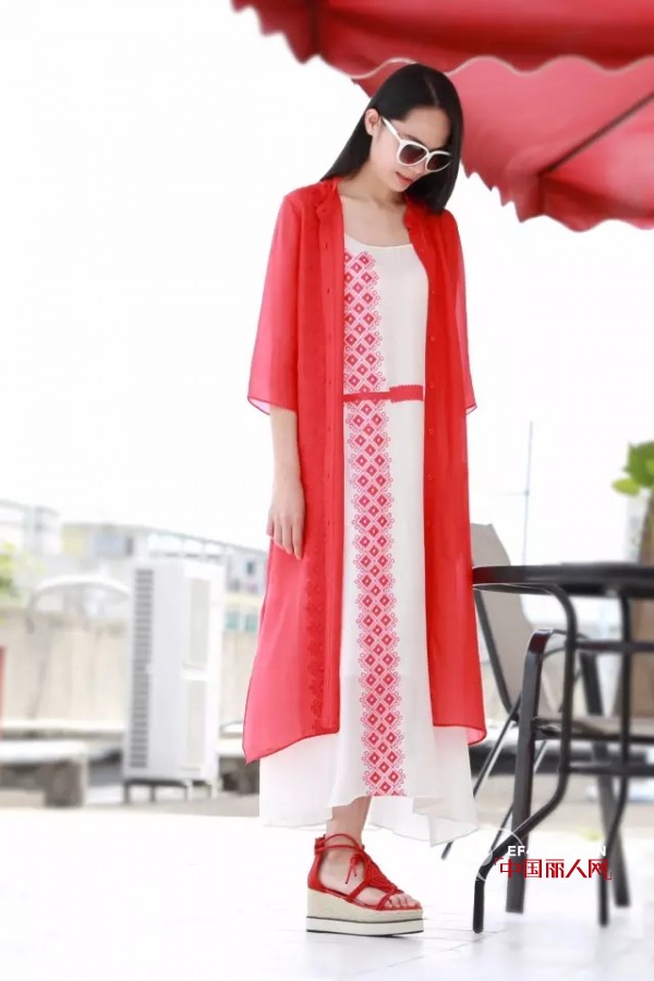 ç©¿æ­æ–°å“||å…­ä¸ªå°å¿ƒæœºï¼Œåœ¨è£™å­æ³›æ»¥çš„å¤å¤©ç¾Žå‡ºå¤©é™…ï¼