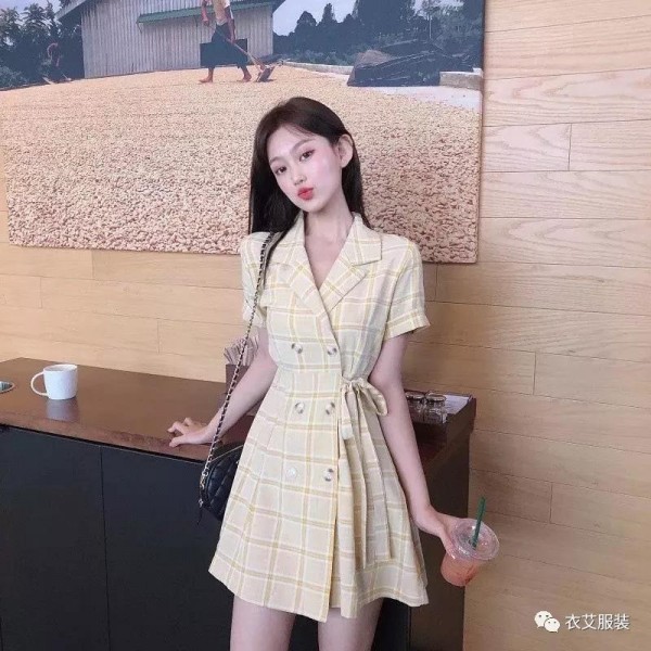 å¤æ—¥å¥³è£…æ­é…æ—¶å°š å°½åœ¨EI.è¡£è‰¾å“ç‰Œå¥³è£…ï¼â€‹