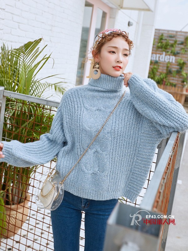 ä»€ä¹ˆæ˜¯é›¾éœ¾è“ï¼Ÿé›¾éœ¾è“è¡£æœè¯¥å¦‚ä½•æ­é…