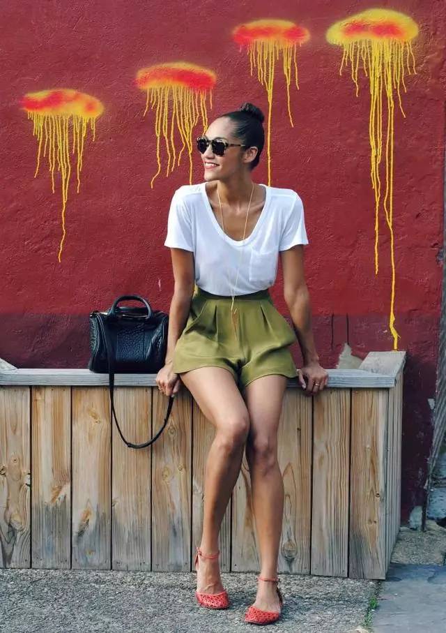 In addition to wearing denim shorts in the summer, you actually have these options