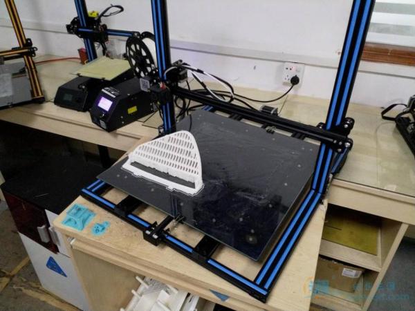 3Dæ‰“å°æœºçŽ»ç’ƒçƒ­åºŠæ¿çš„ä¼˜ç‚¹å’Œé€‰ç”¨æŒ‡å—