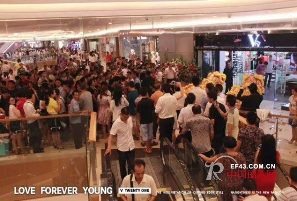 V21ä¸Žå¤§é¹ç‰µæ‰‹å‘å±•æ²³å—å¸‚åœº
