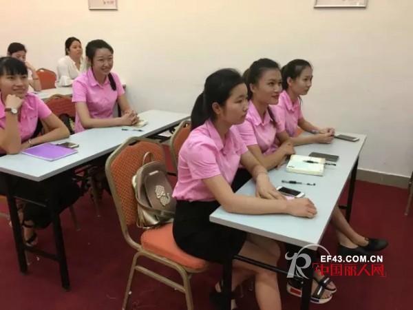 ä¸½äººè¯—æ­Œå¹¿å·žæœ€å¼ºåº—é•¿ç‰¹è®­è¥ç¬¬å…«æœŸ