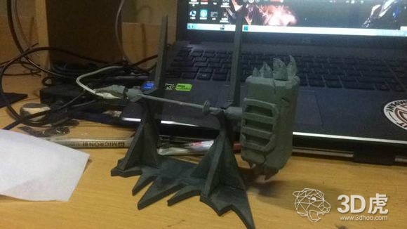 World of Warcraft player 3D prints a miniature Dark Hand model