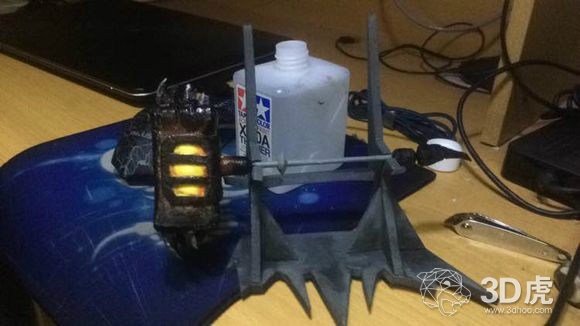 World of Warcraft player 3D prints a miniature Dark Hand model