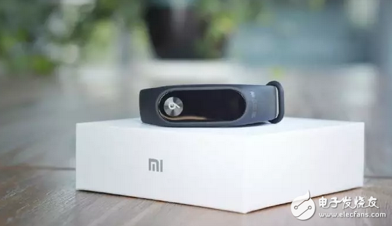 Not sent first, Xiaomi 6 commemorative version of the millet bracelet 2 simply can not look straight, grow a little bit really!