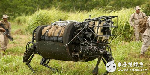 More than 50 robots are on the battlefield. The US Marine Corps or teammates with the "killing machine"